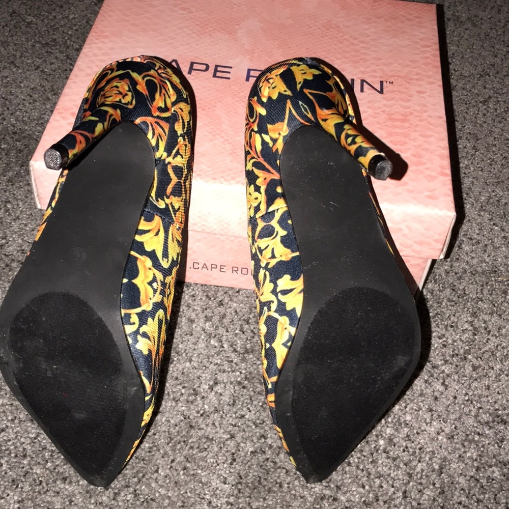 High heels - Picture 3 of 6